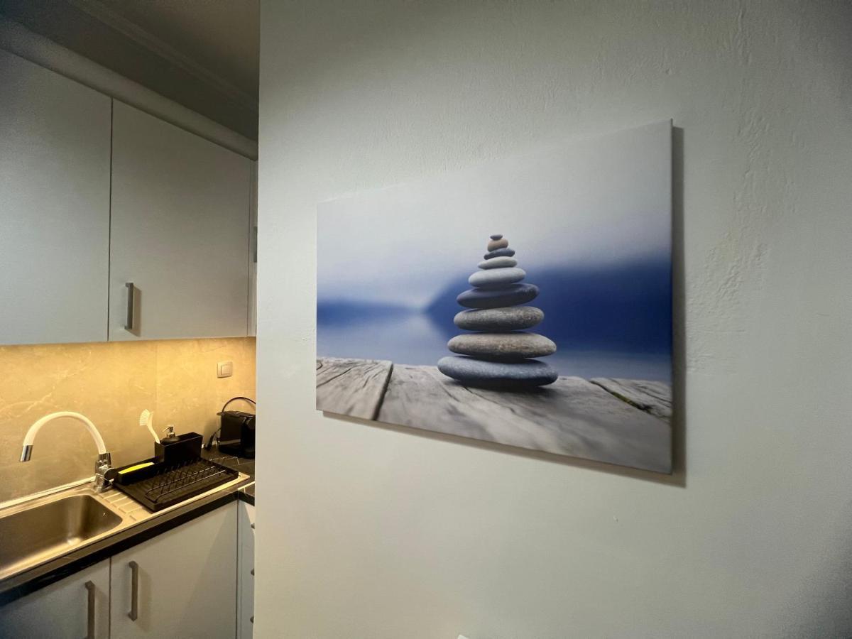 Serres City Center Modern Apartment Екстер'єр фото
