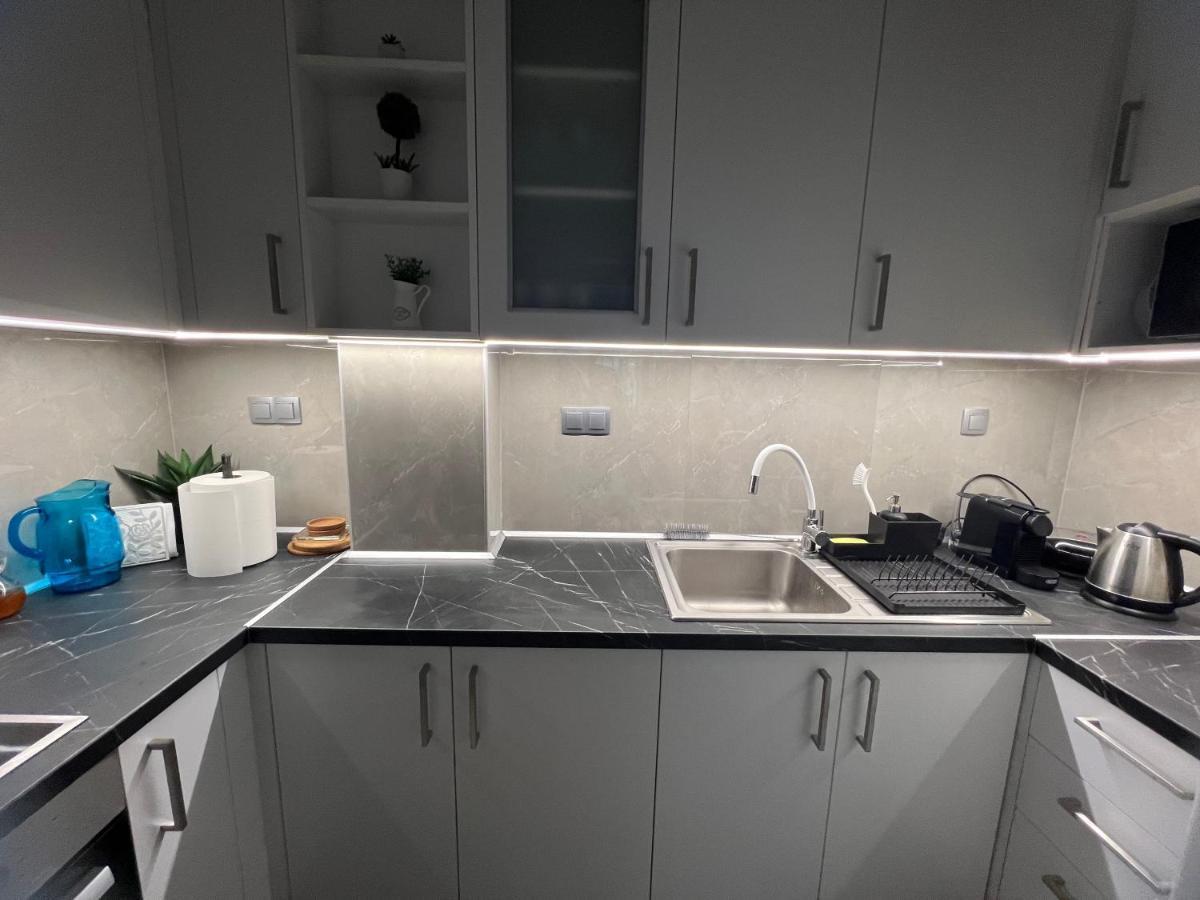Serres City Center Modern Apartment Екстер'єр фото